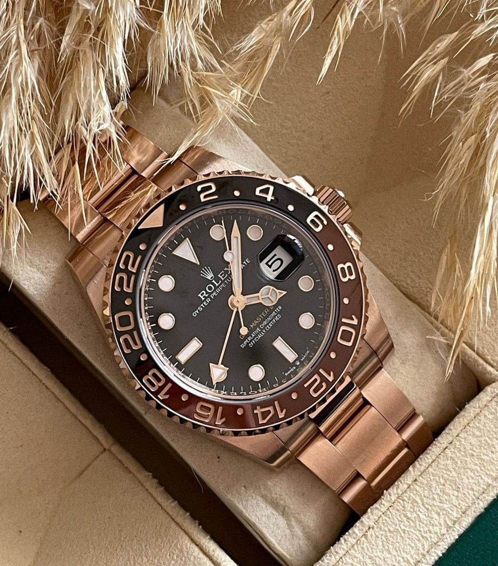 Rolex GMT-Master II in Everose-Gold in der Uhrenbox